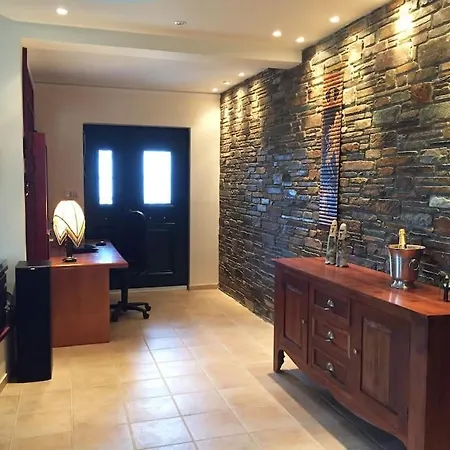 Sens De Dieu - Private Luxury Diakopto